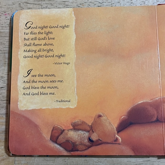 All Things Bright & Beautiful A Collection of Prayer and Verse Board book - Picture 5 of 5